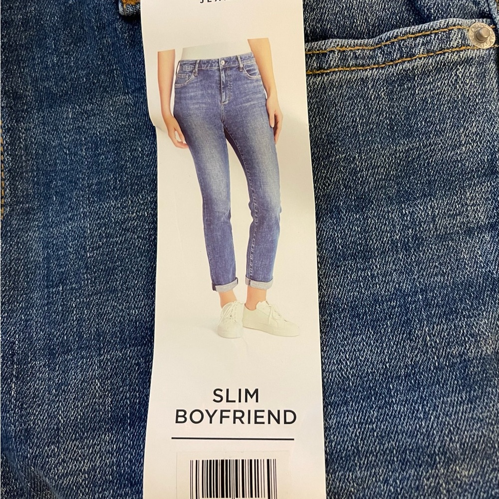 NWT Chaps Wallis Slim Boyfriend Ankle Denim Jeans Size 4/27 - Picture 3 of 5